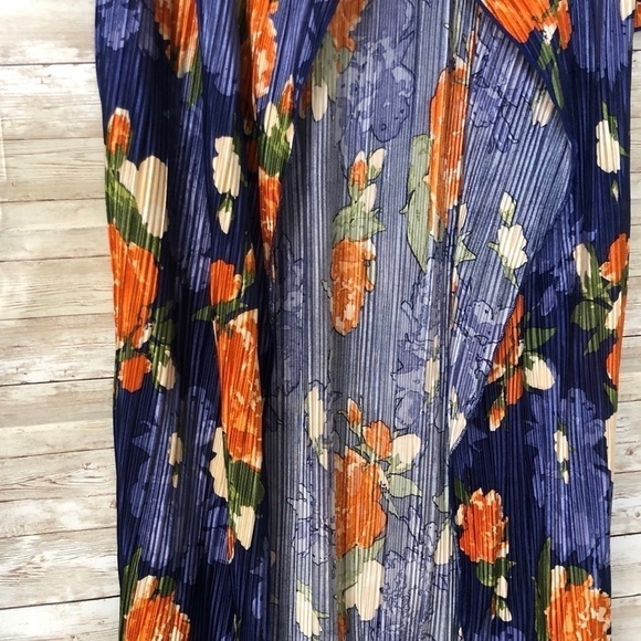 LuLaRoe Cardigans/Sweaters, Size S - Picture 6 of 9